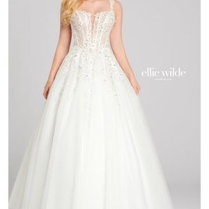 Beautiful long evening gown by the designer Ellie Wilde, style EW120014.